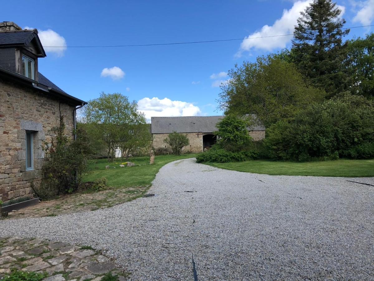 Manoir De Botcol Bed & Breakfast Saint-Nicolas-du-Pelem